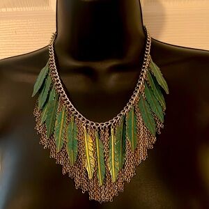 Beautiful Feather Chain Necklace!